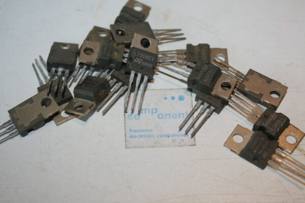 L7908CV L7908 7908 8.0V 1.5A TO-220 Voltage Regulator TO-220 -4Pcs(SC-16)