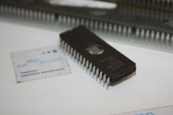 M27C1001-20F6 STMicroelectronics UVPROM UV Eprom M27C1001 128Kx8bit -1Pcs(D3)